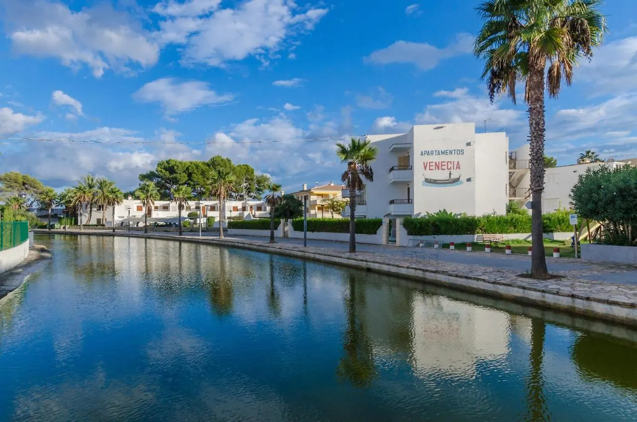 Apartamentos Venecia A Unos Pasos De La Playa Port de Alcudia  Spain